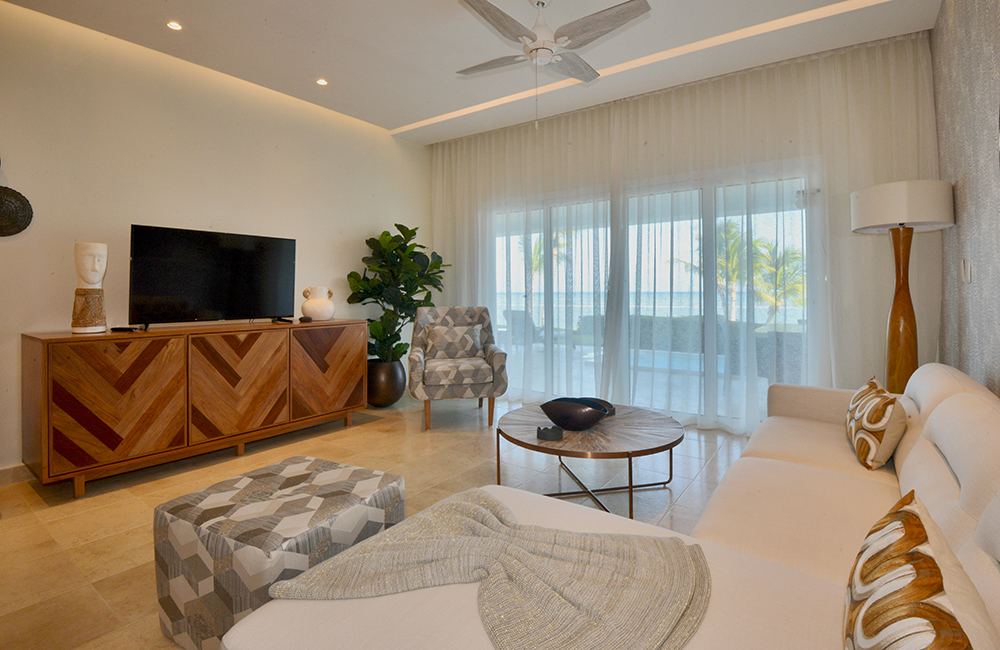 2 Bedroom beachfront apartment with jacuzzi for sale in Punta Palmera, cap cana, punta cana