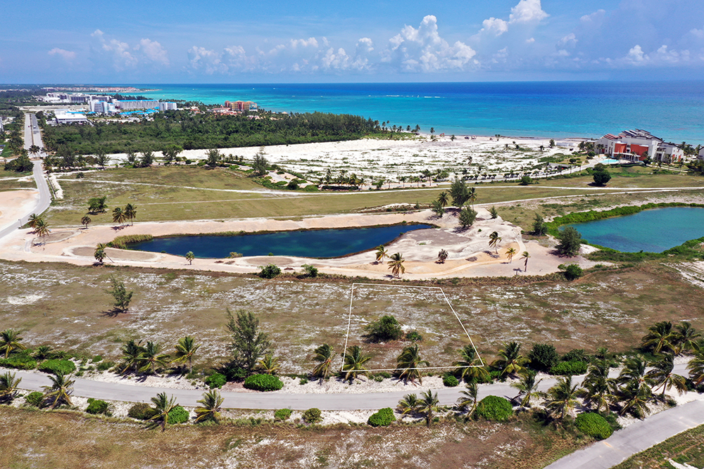 Perfect land to build a villa overlooking Las Iguanas Golf Course - lot for sale in cap cana, punta cana